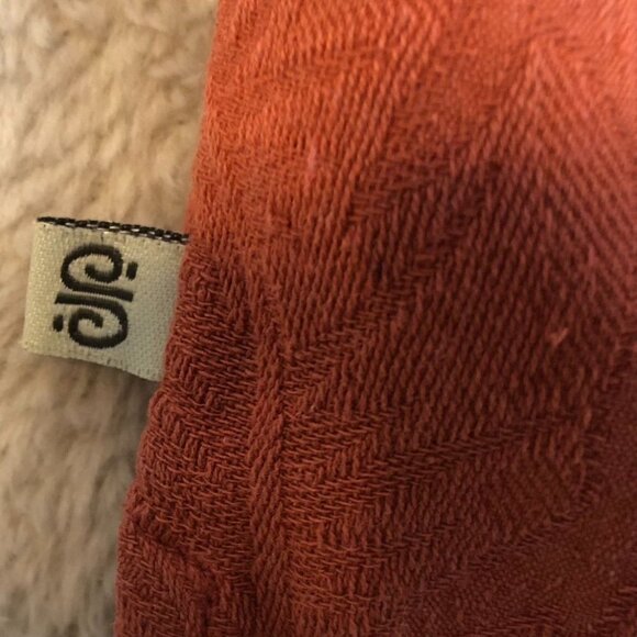 Solitude Mens Shirt Medium Short Sleeve 100% Silk Button Up Textured Casual Rust - Picture 9 of 11